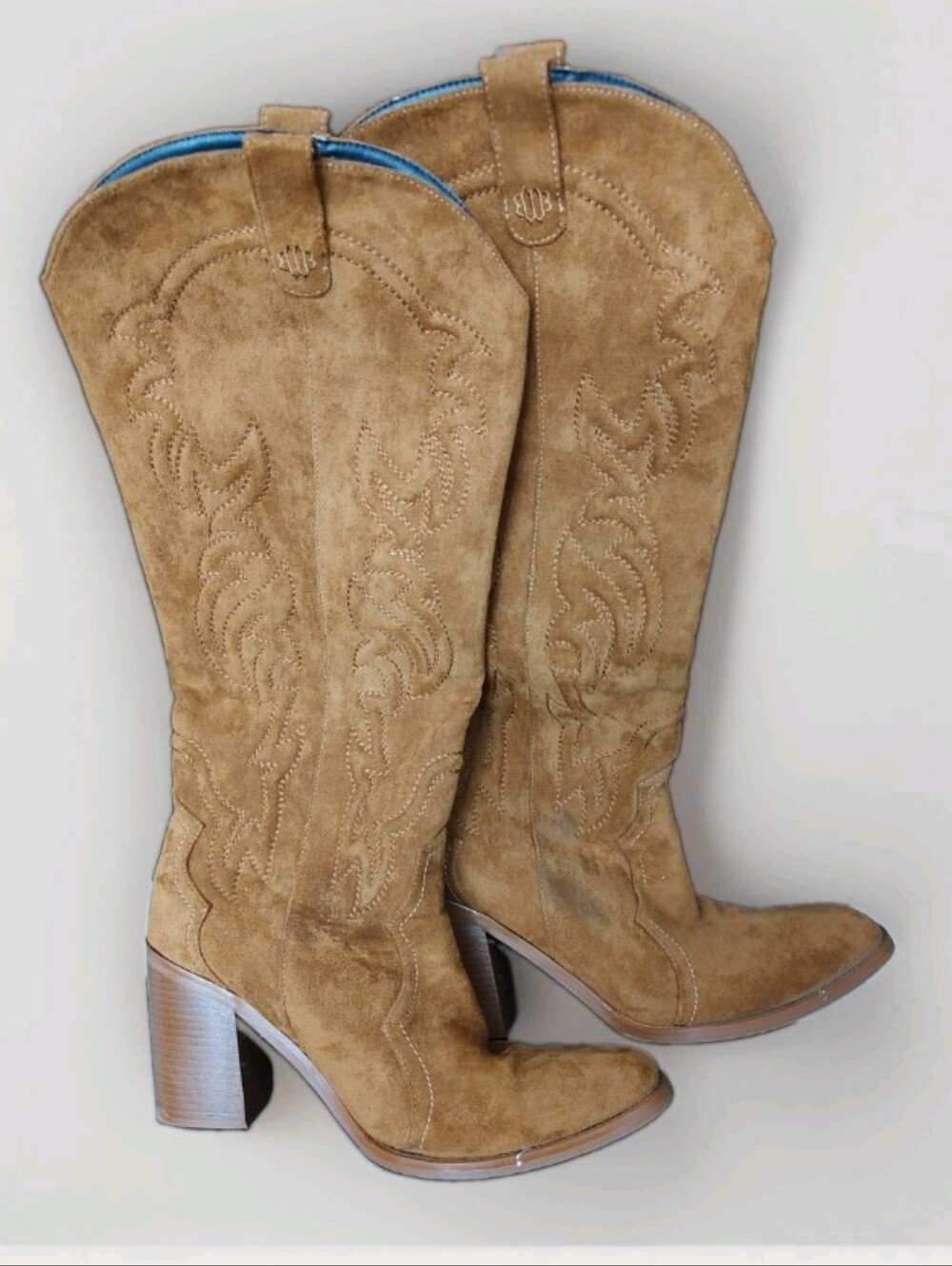 Saddle Tan WetKiss Fancy Top Stitched Cowboy Boots Woman 10 Round Toe Block Heel